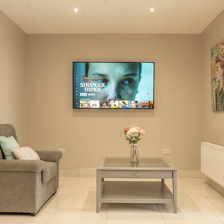 The View Apartment 2, Newry - Luxury Open Plan Apartment With City Views מראה חיצוני תמונה