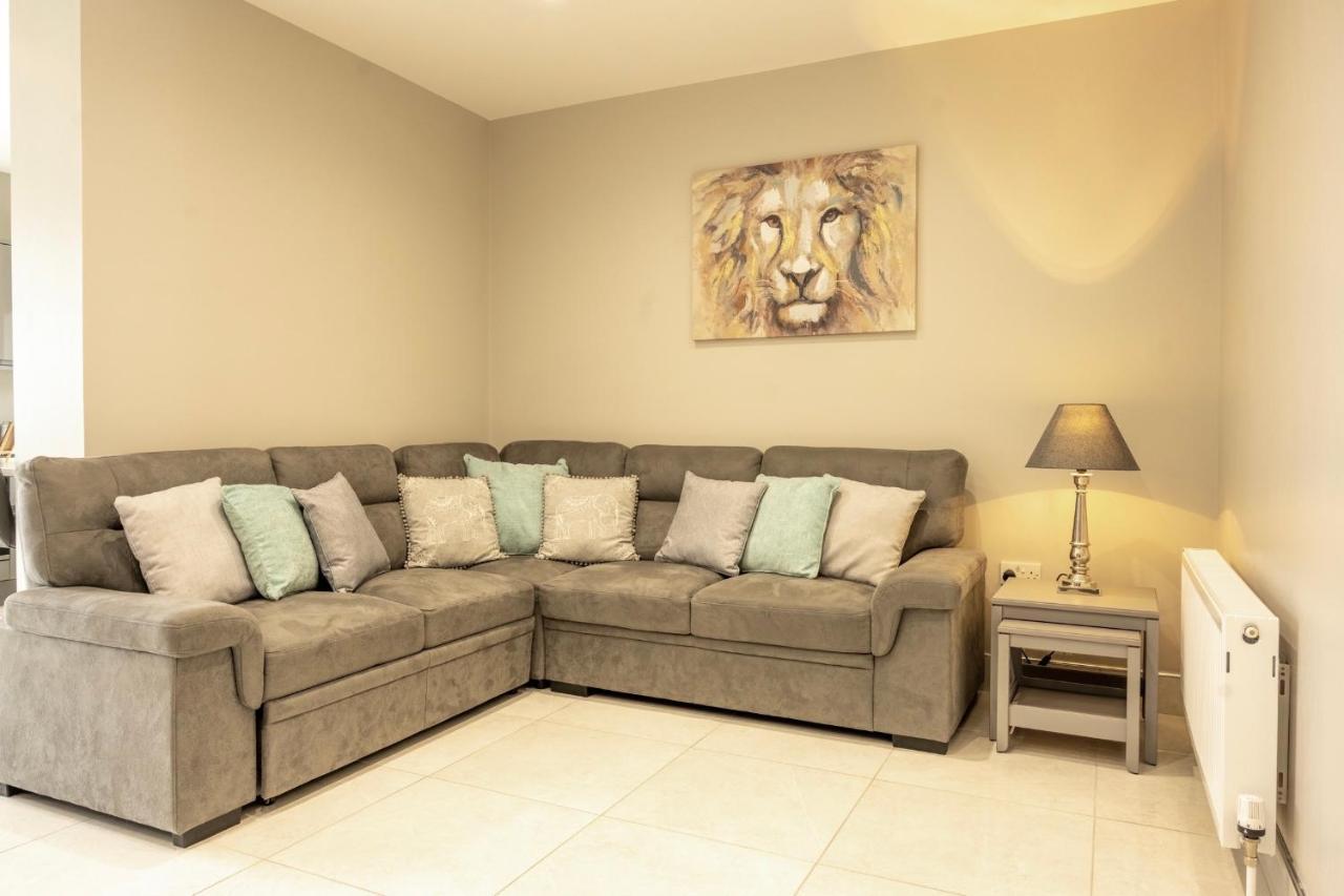 The View Apartment 2, Newry - Luxury Open Plan Apartment With City Views מראה חיצוני תמונה