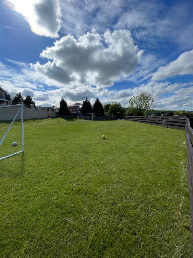 The View Apartment 2, Newry - Luxury Open Plan Apartment With City Views מראה חיצוני תמונה